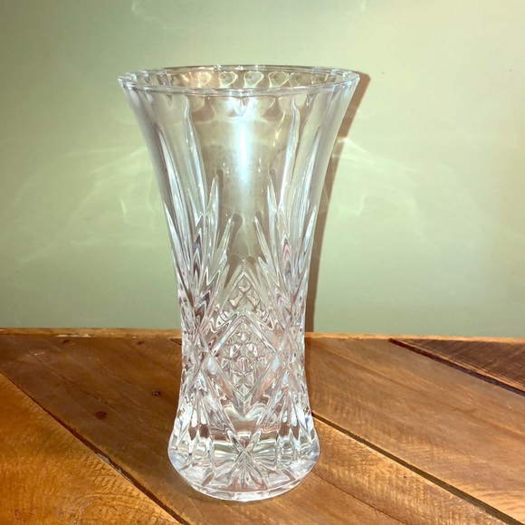 Cristal D Arques Accents Vintage Cristal Darques Genuine Lead Crystal Vase Poshmark Cristal D Arques Accents Vintage Cristal Darques Genuine Lead Crystal Vase Poshmark